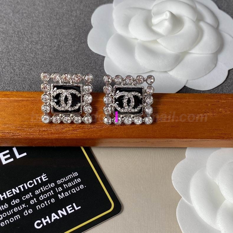 Chanel Earrings 2250